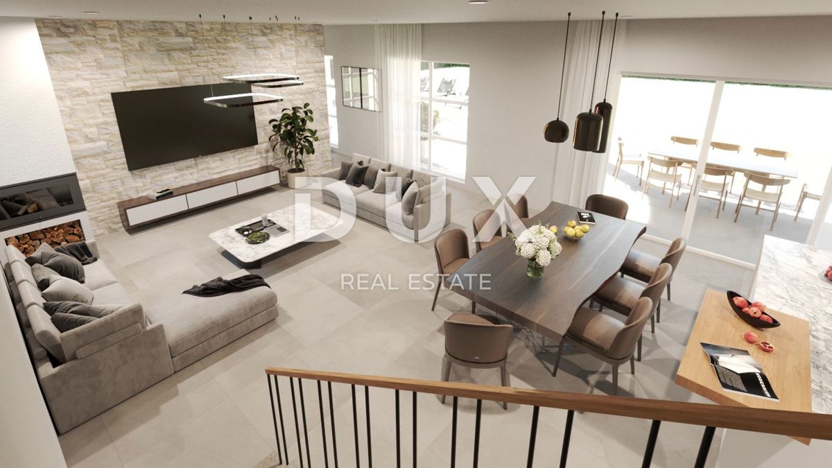 ISTRA, KAŠTELIR - Fascinantna kamnita vila s panoramskim pogledom na morje