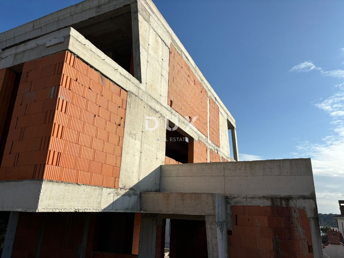 ISTRA, MEDULIN - Vaše sanje ob morju! Dvojček hiše s pogledom na morje iz vseh nadstropij, ROH BAU, EKSKLUZIVNO!