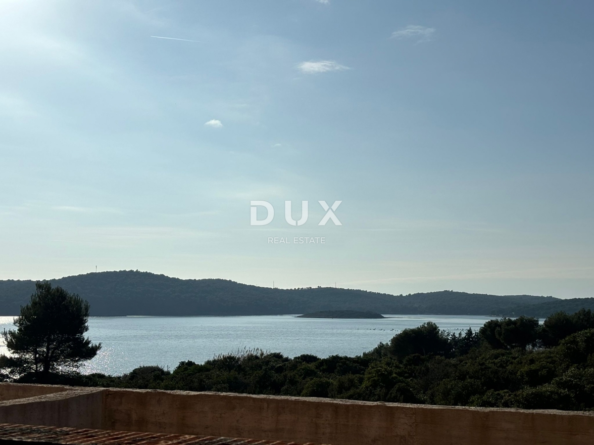 ISTRA, MEDULIN - Vaše sanje ob morju! Dvojček hiše s pogledom na morje iz vseh nadstropij, ROH BAU, EKSKLUZIVNO!