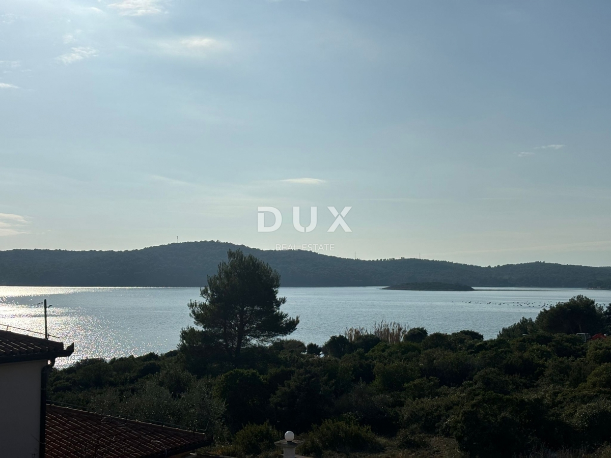 ISTRA, MEDULIN - Vaše sanje ob morju! Dvojček hiše s pogledom na morje iz vseh nadstropij, ROH BAU, EKSKLUZIVNO!
