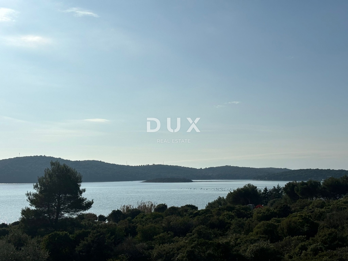 ISTRA, MEDULIN - Vaše sanje ob morju! Dvojček hiše s pogledom na morje iz vseh nadstropij, ROH BAU, EKSKLUZIVNO!