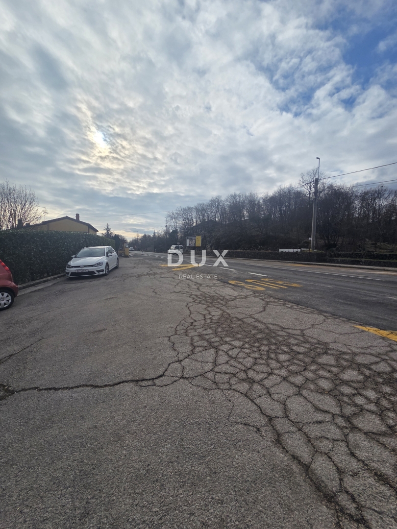 MATULJI, JURDANI, MUČIĆI - poslovna hala 600m2 + urejen vrt in parkirišče 1100m2