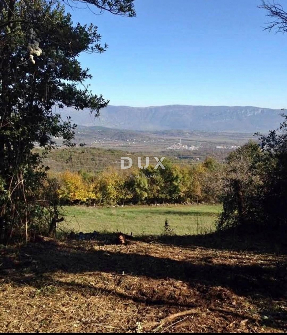 Zemljišče Pićan, 750m2