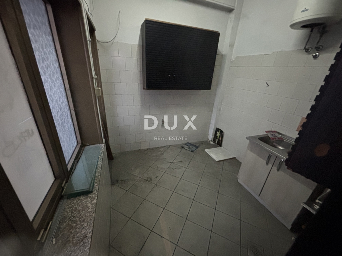 RIJEKA, CENTER - Trgovina z inventarjem