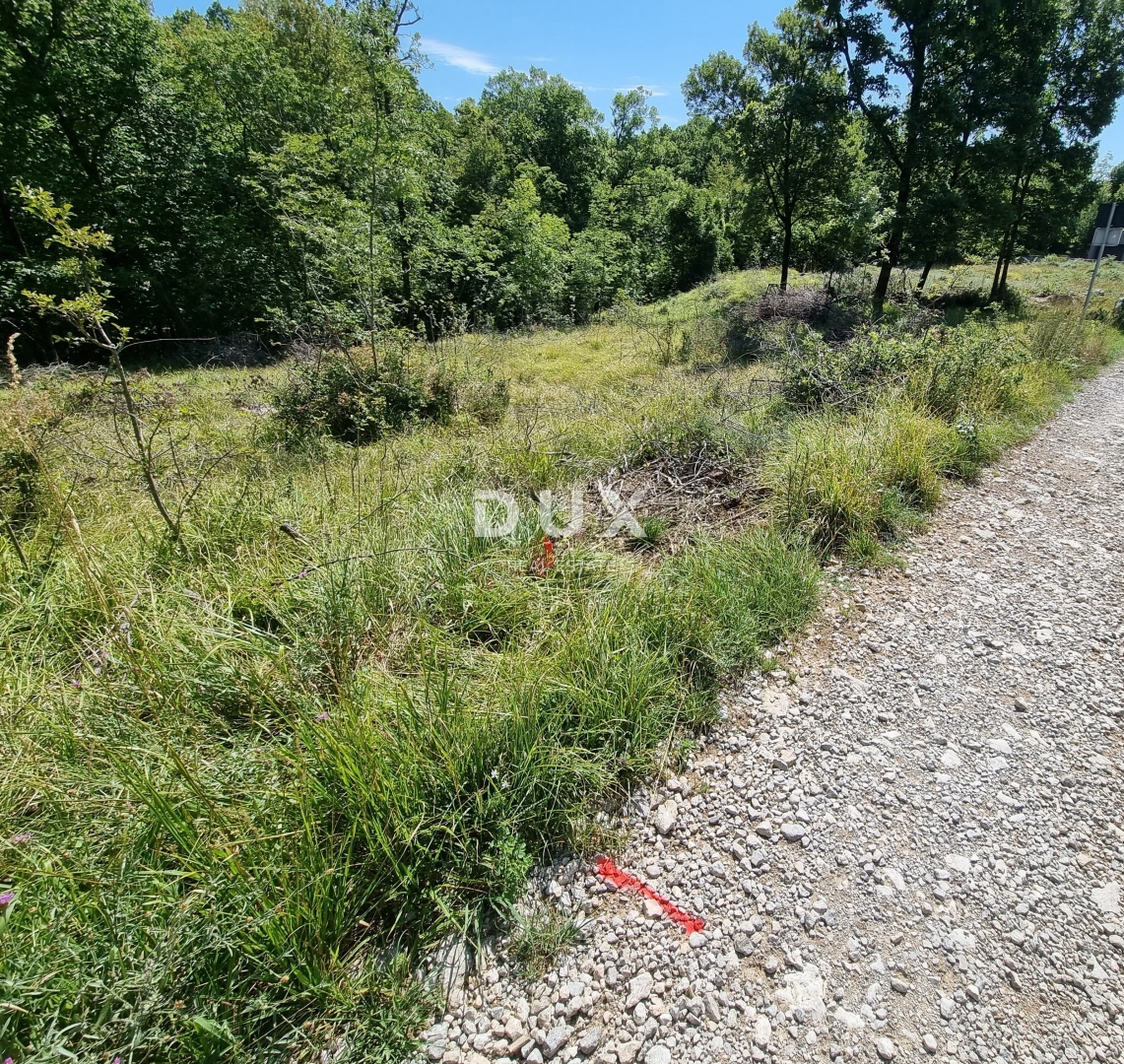 Zemljišče Kastav, 615m2