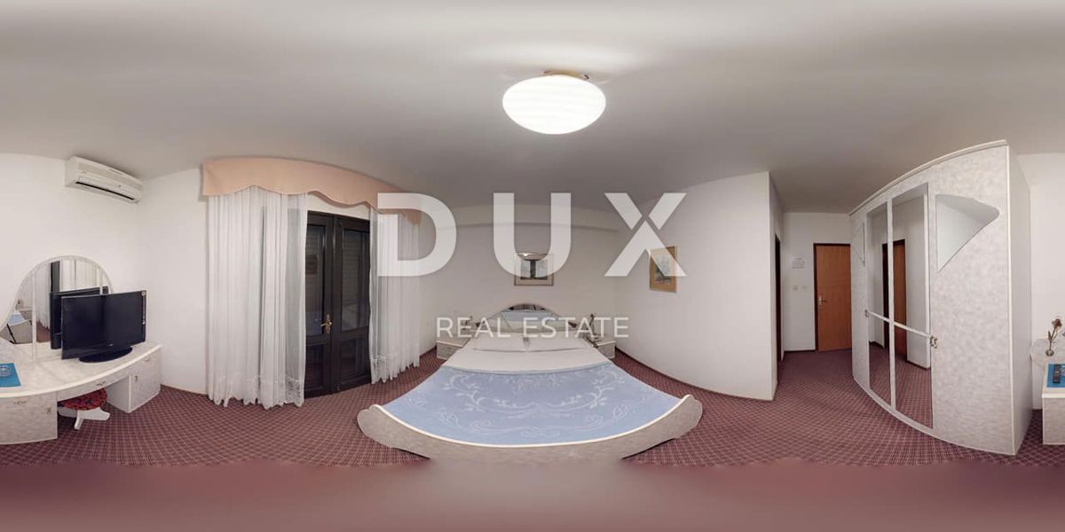 OTOK PAG, PAG - Prostoren hotel in 1271 m2 zemljišča, 1. vrsta do morja