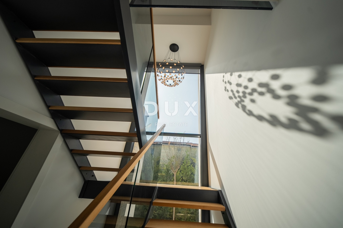 ISTRA, POREČ - Ekskluzivna vila z bazenom in pogledom na morje