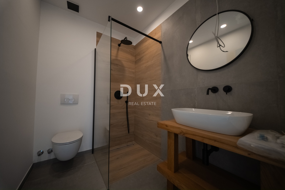 ISTRA, POREČ - Ekskluzivna vila z bazenom in pogledom na morje