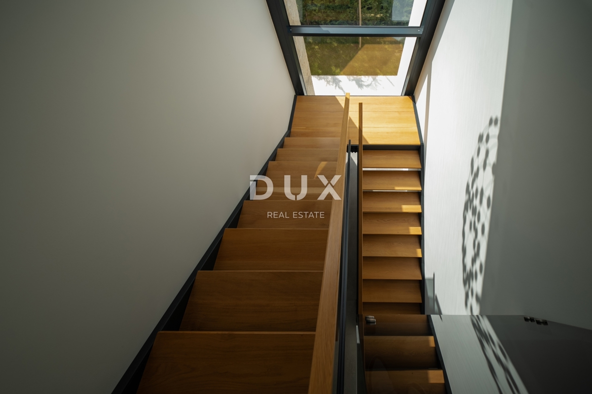 ISTRA, POREČ - Ekskluzivna vila z bazenom in pogledom na morje