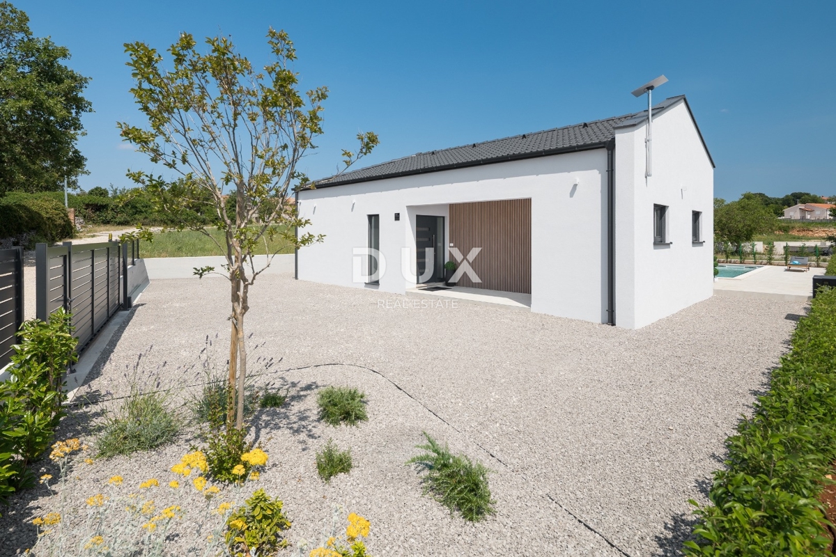 ISTRA, SVETI PETAR V GOZDU - Kvalitetna montažna hiša z bazenom