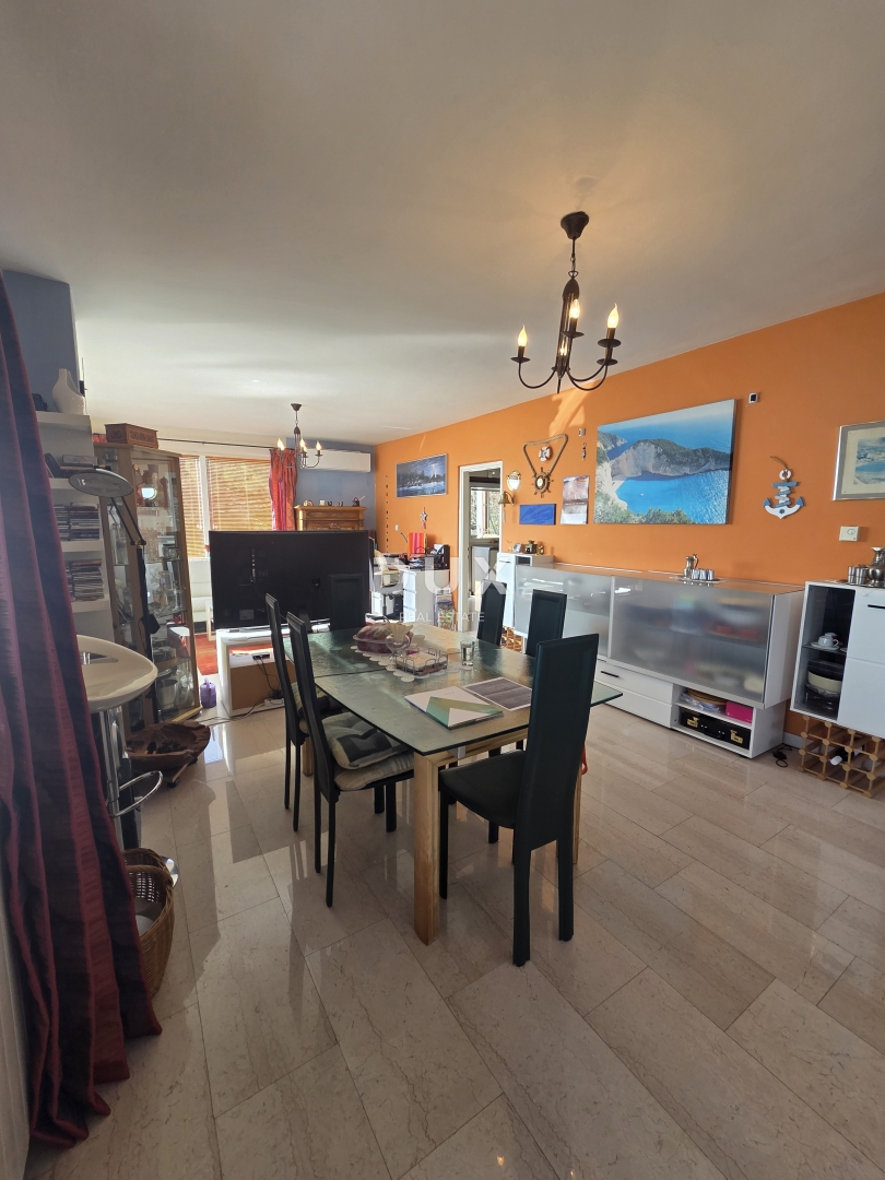 Stanovanje Lovran, 87m2