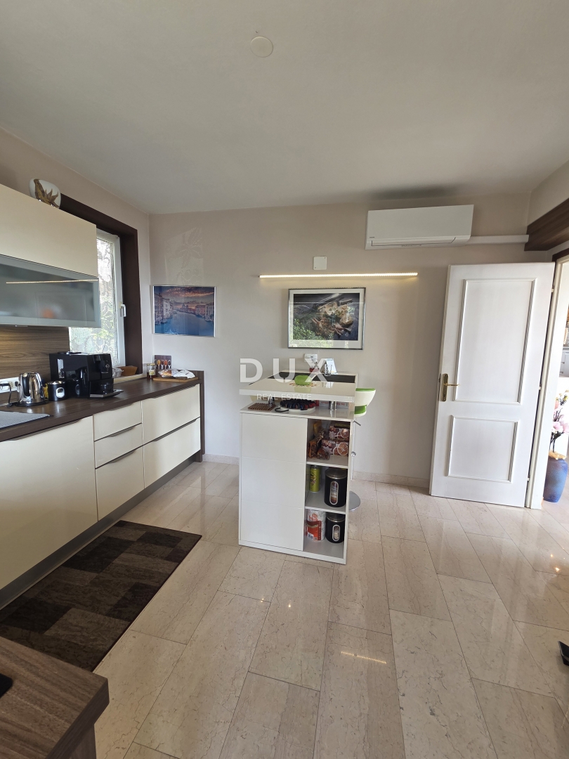 Stanovanje Lovran, 87m2