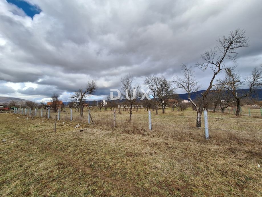 Hiša Podum, Otočac, 240m2