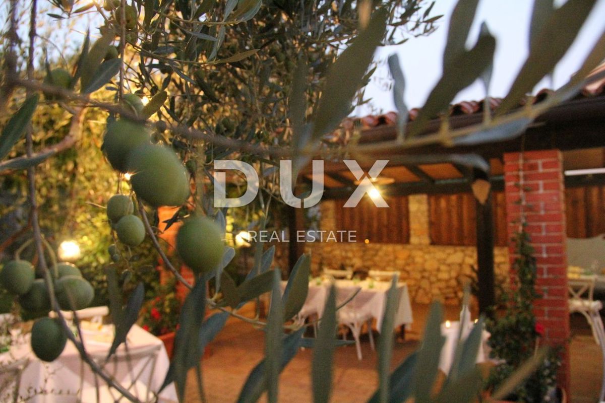 ISTRA, NOVIGRAD - Privlačna restavracija in penzion z uveljavljenim poslovanjem