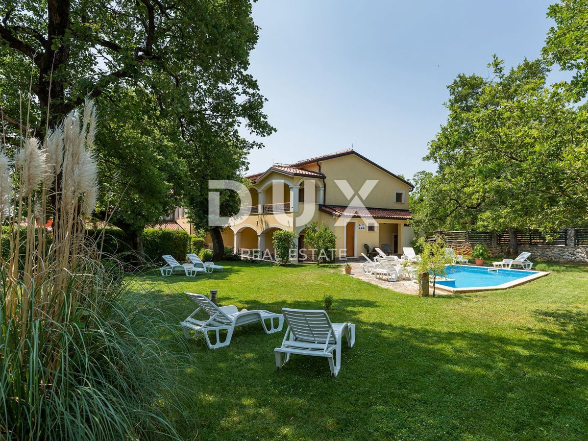 ISTRA, NOVIGRAD - Privlačna restavracija in penzion z uveljavljenim poslovanjem