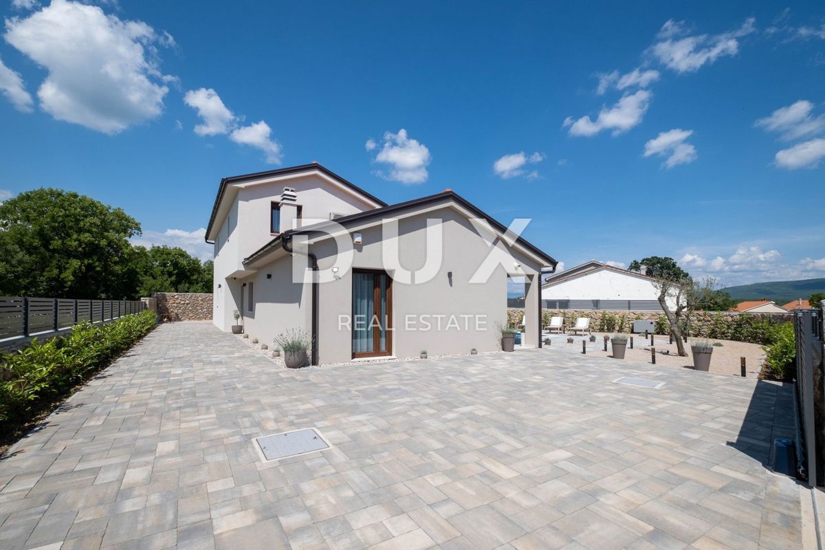 OTOK KRK, okolica mesta Krk - Luksuzna vila v novogradnji na mirni lokaciji