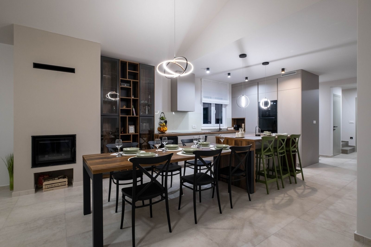 OTOK KRK, okolica mesta Krk - Luksuzna vila v novogradnji na mirni lokaciji