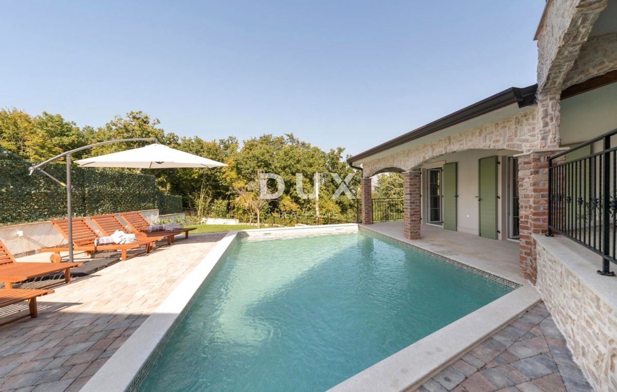 ISTRA, VIŽINADA - Mediteranska hiša z bazenom