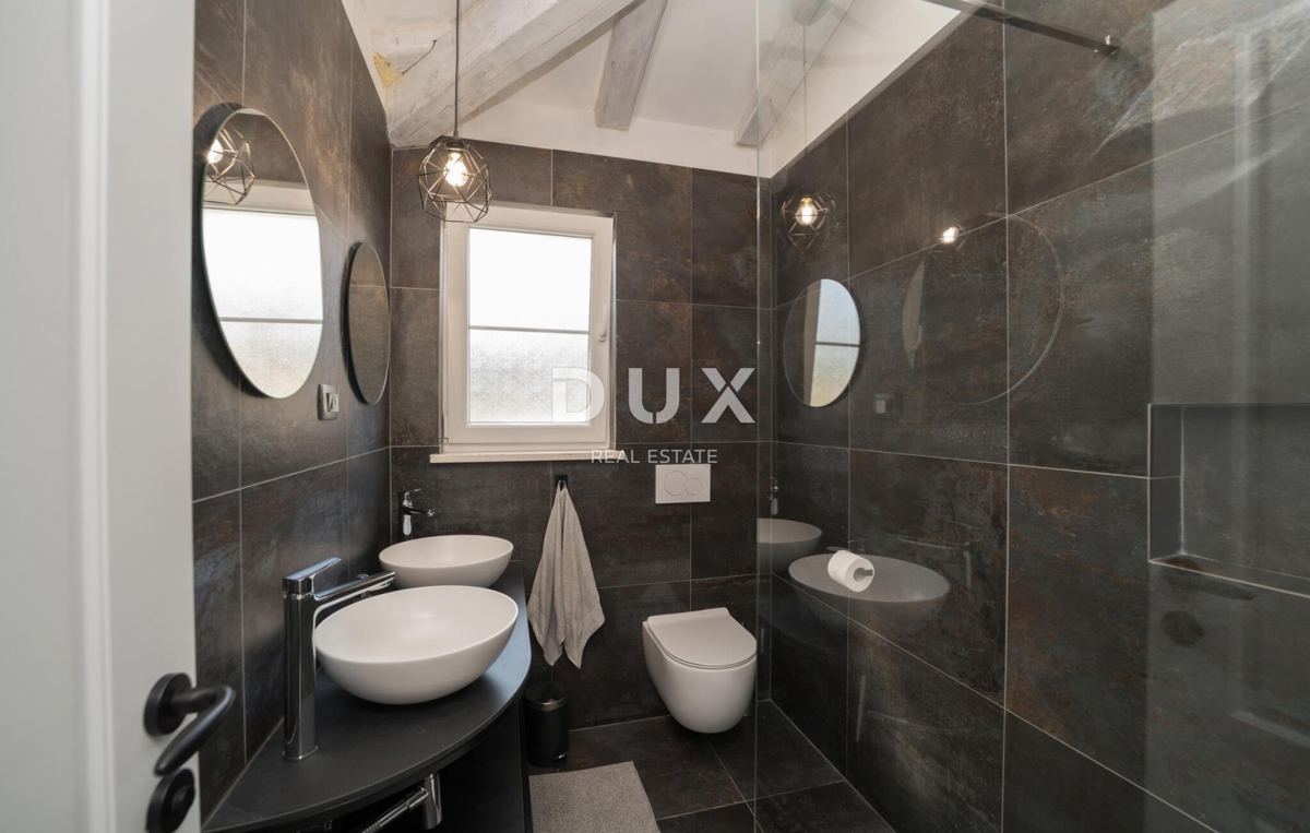 ISTRA, VIŽINADA - Mediteranska hiša z bazenom