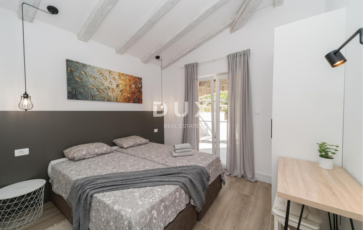 ISTRA, VIŽINADA - Mediteranska hiša z bazenom