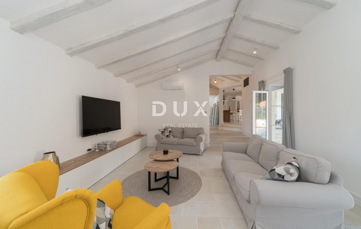 ISTRA, VIŽINADA - Mediteranska hiša z bazenom