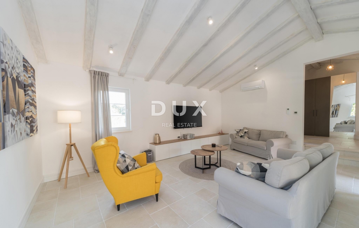 ISTRA, VIŽINADA - Mediteranska hiša z bazenom