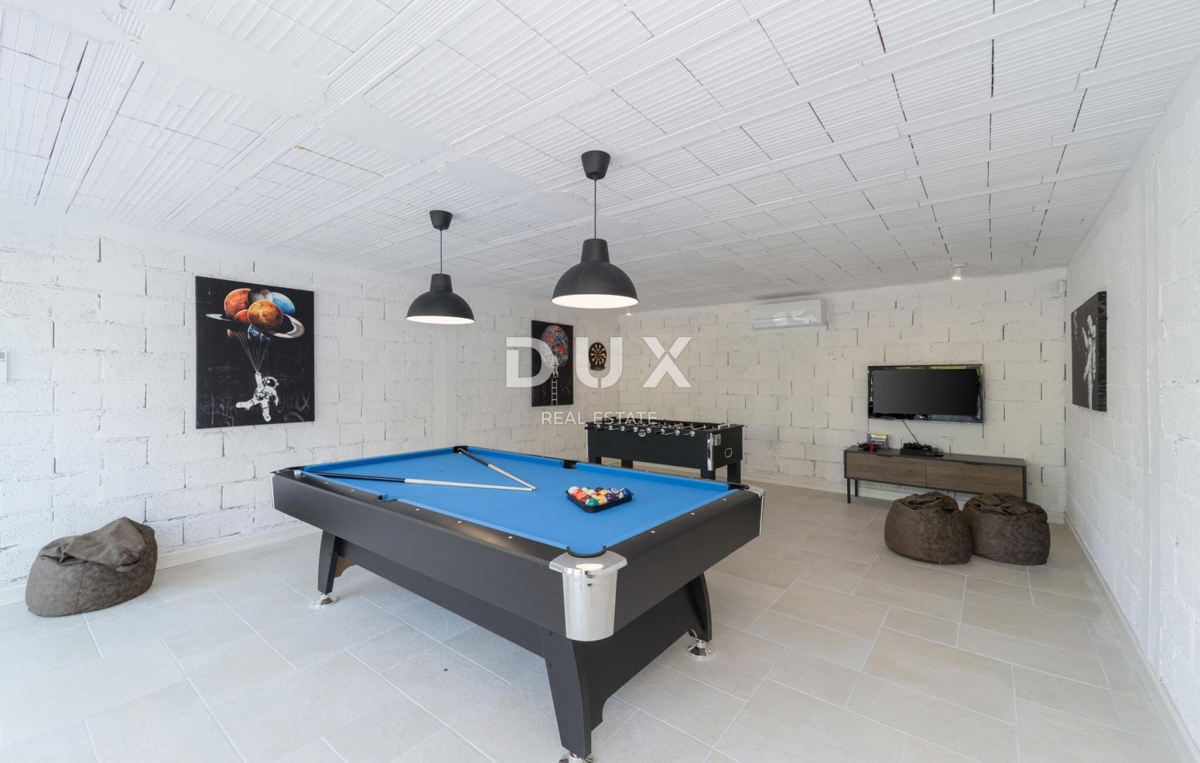 ISTRA, VIŽINADA - Mediteranska hiša z bazenom