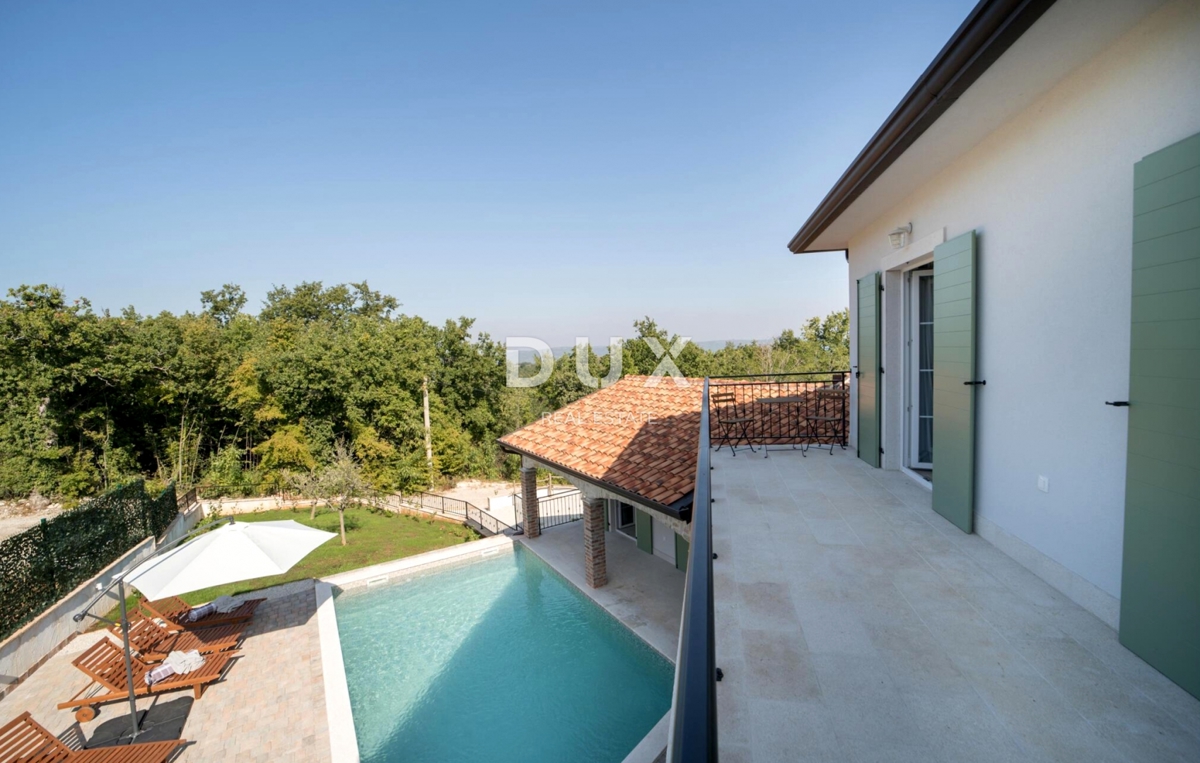 ISTRA, VIŽINADA - Mediteranska hiša z bazenom