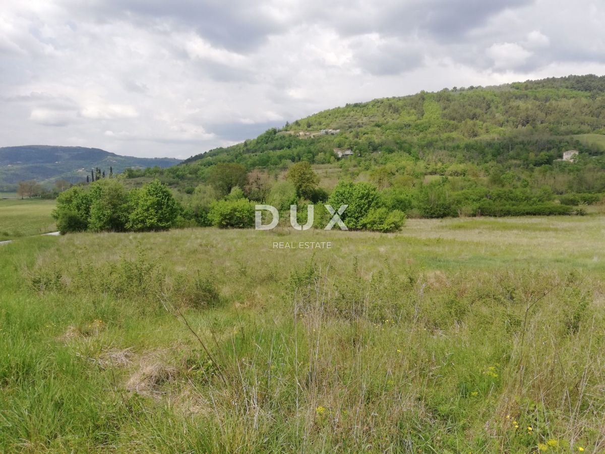 Zemljišče Motovun, 531.833m2