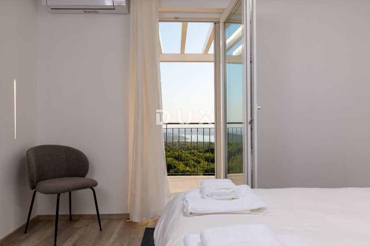 ISTRA, RABAC - Vila s panoramskim pogledom na morje