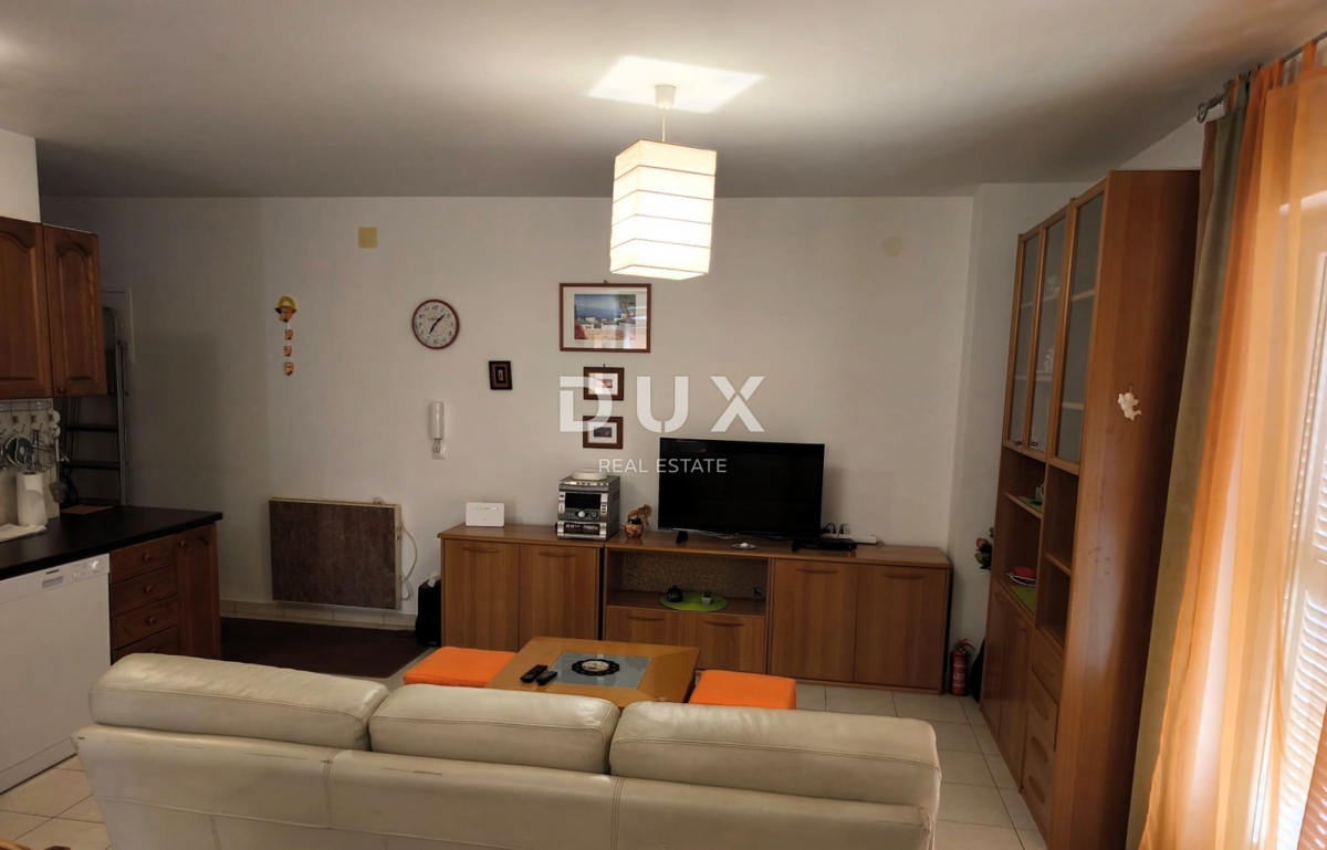 OTOK KRK, MESTO KRK - Stanovanje v pritličju na odlični lokaciji