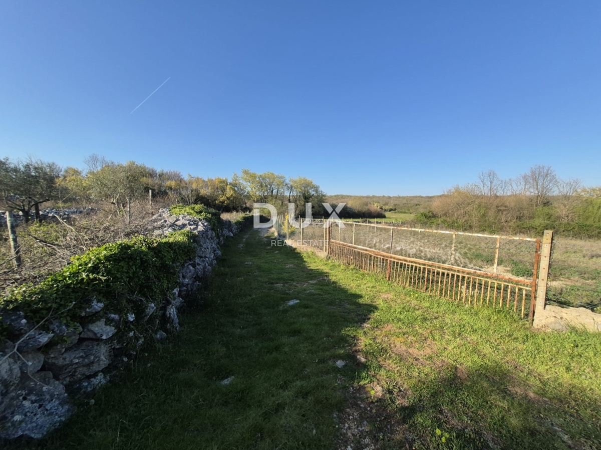 Zemljišče Vrh, Krk, 1.920m2