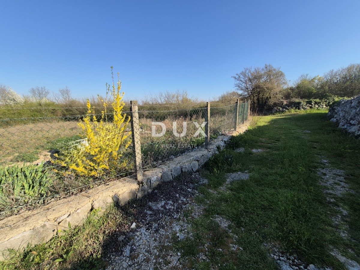 Zemljišče Vrh, Krk, 1.920m2