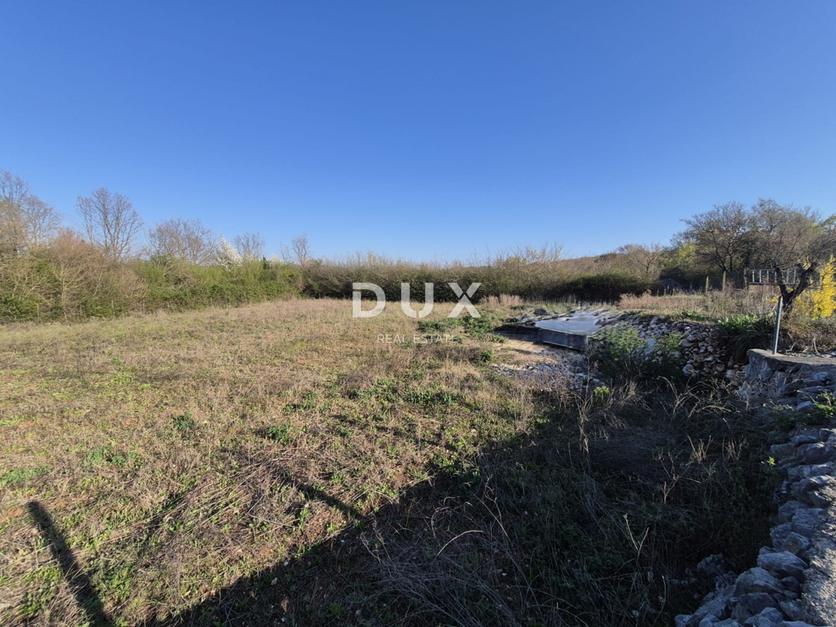 Zemljišče Vrh, Krk, 1.920m2