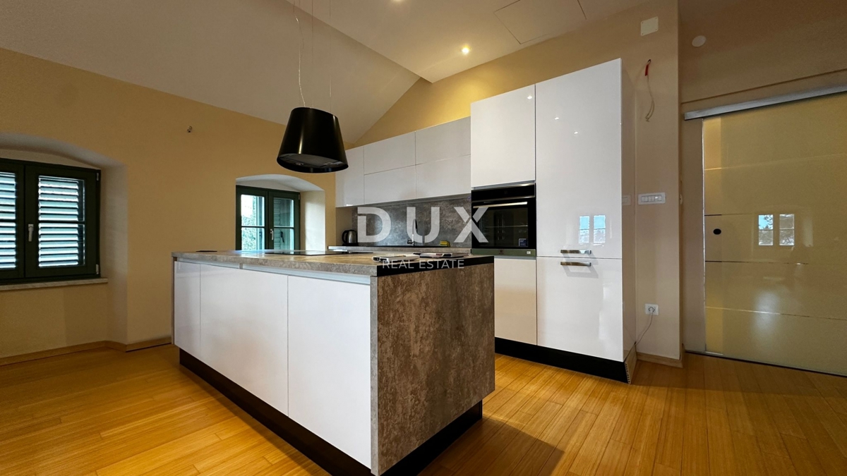 Opatija - Centar, Opatija, 185m2