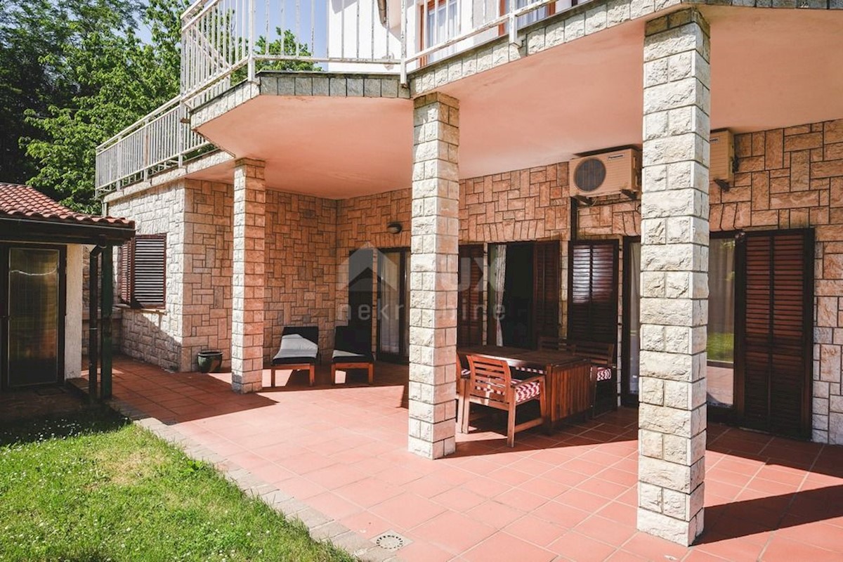 Trsat, Rijeka, 343m2
