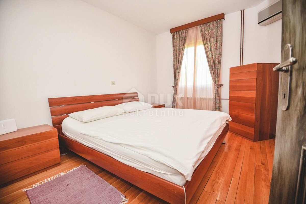 Trsat, Rijeka, 343m2