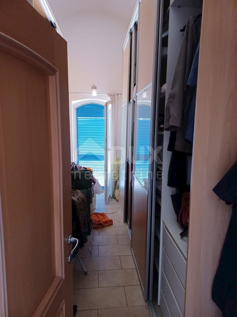 Veli vrh, Pula, 167m2