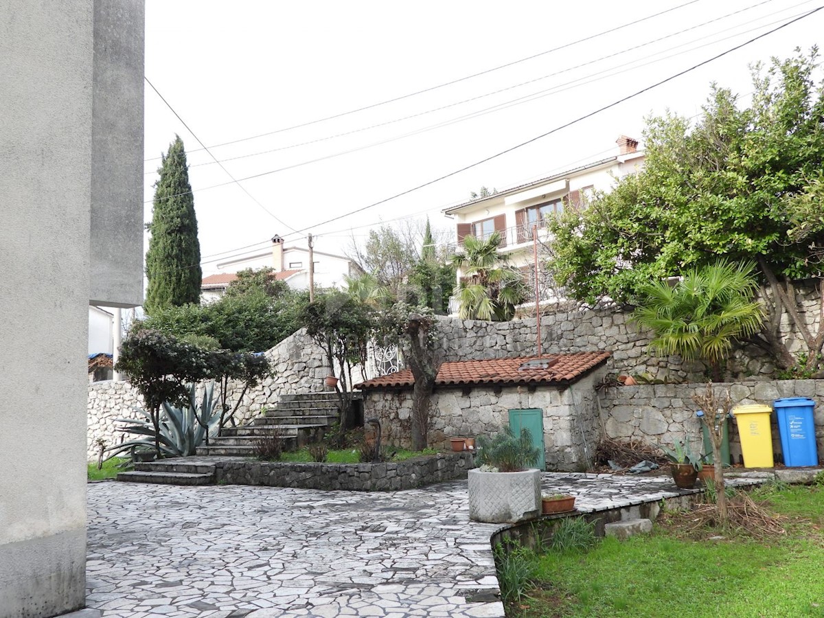 Srdoči, Rijeka, 305m2