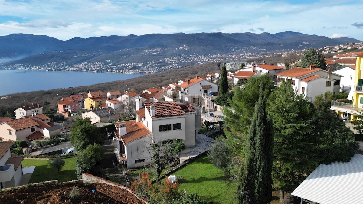 Srdoči, Rijeka, 305m2