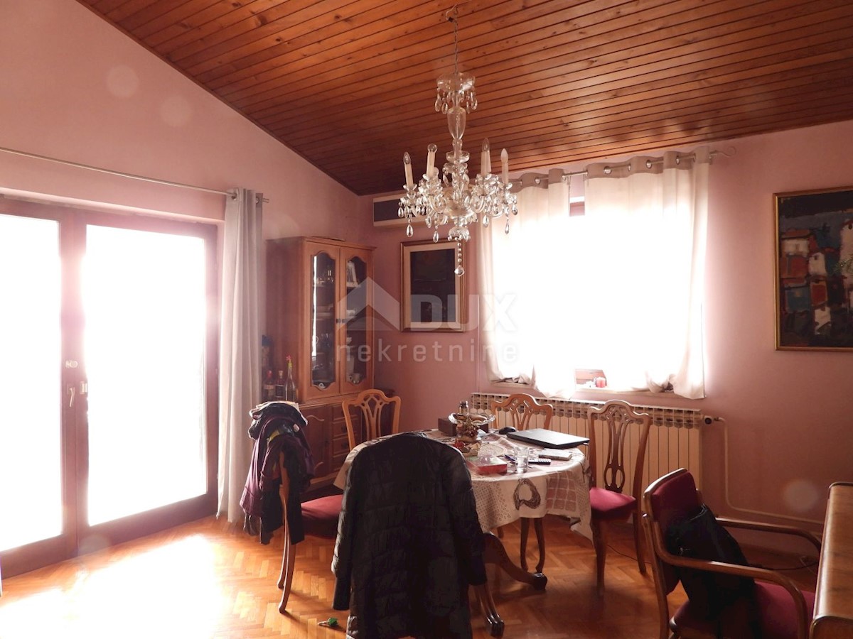 Srdoči, Rijeka, 305m2