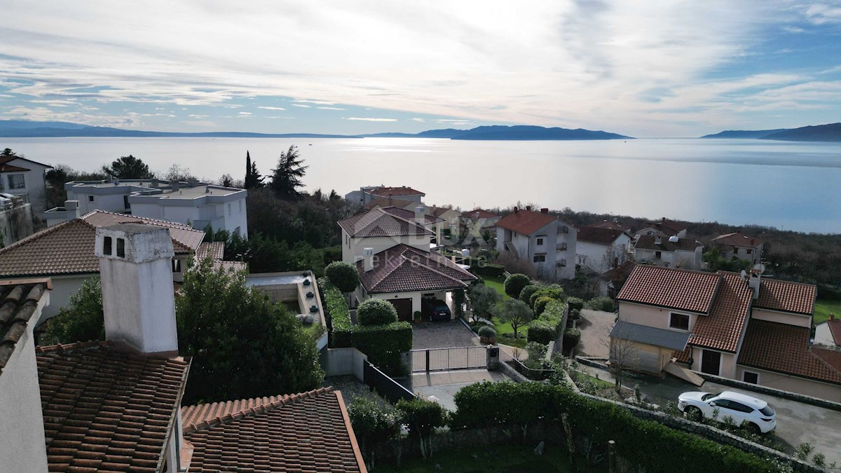 Srdoči, Rijeka, 305m2