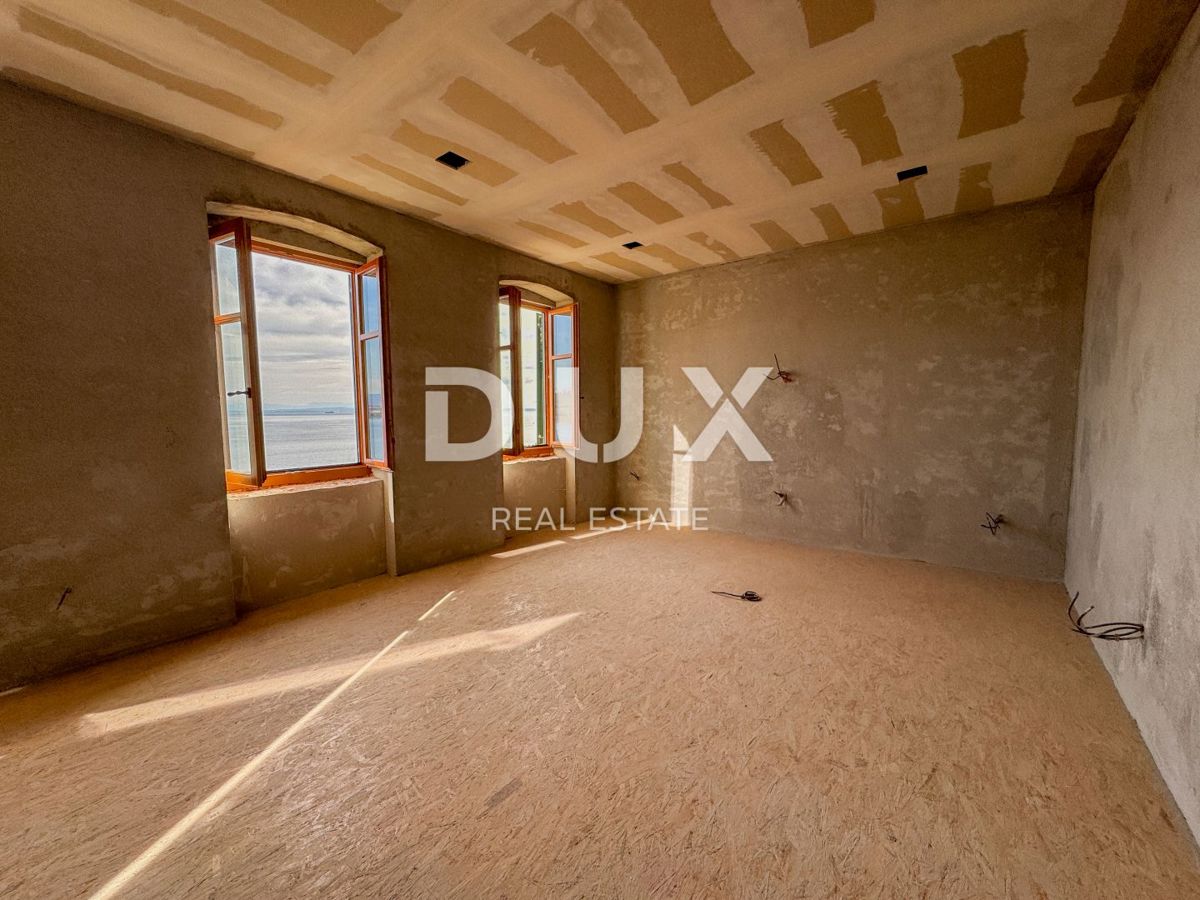 OPATIJA, VOLOSKO - stanovanje 81 m2 s prekrasnim pogledom na morje