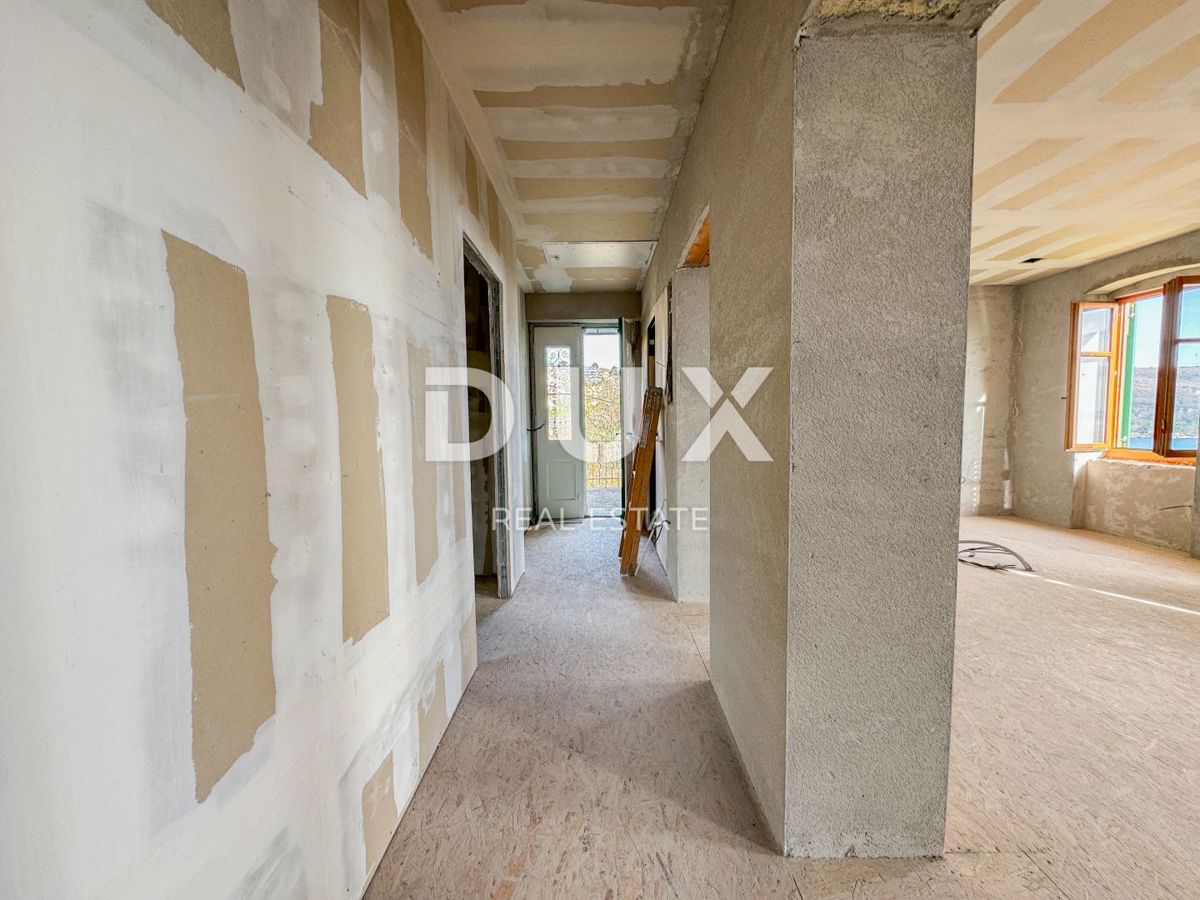 OPATIJA, VOLOSKO - stanovanje 81 m2 s prekrasnim pogledom na morje