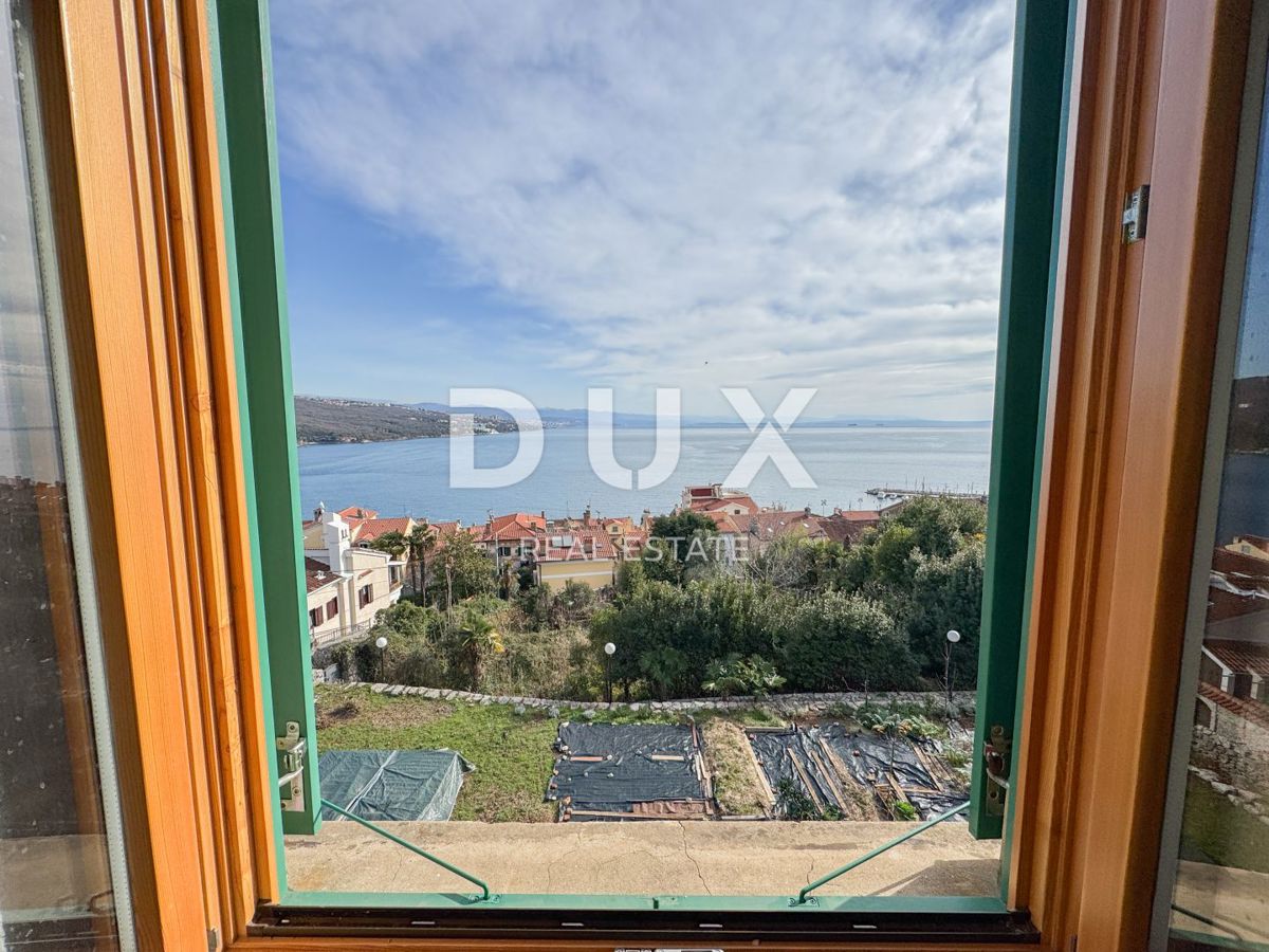OPATIJA, VOLOSKO - stanovanje 81 m2 s prekrasnim pogledom na morje