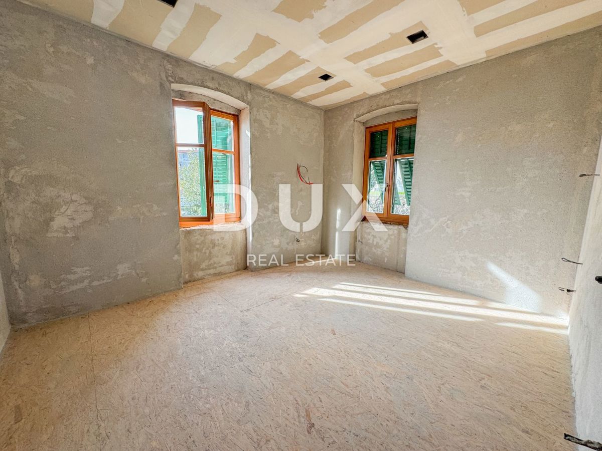 OPATIJA, VOLOSKO - stanovanje 81 m2 s prekrasnim pogledom na morje