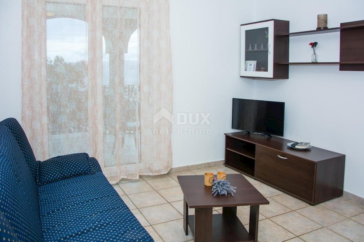 SENJ, SVETI JURAJ - Apartmajska hiša s pogledom na morje