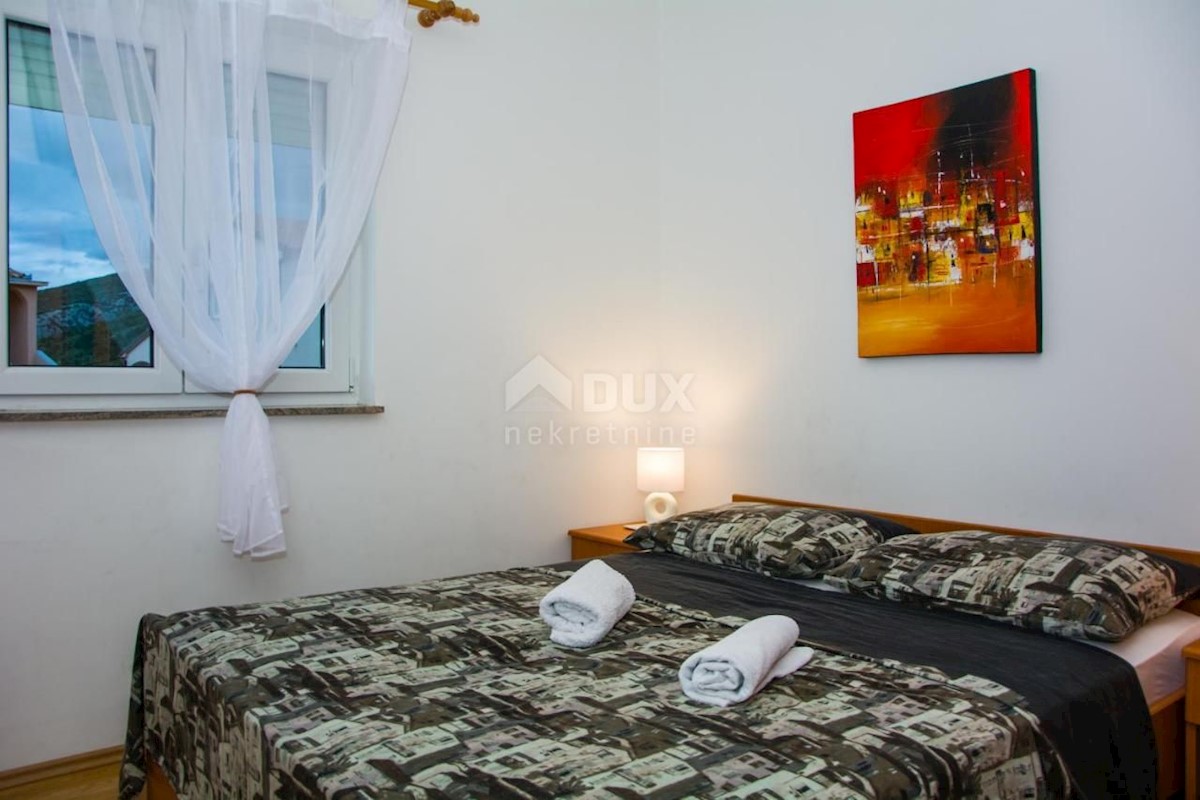 SENJ, SVETI JURAJ - Apartmajska hiša s pogledom na morje