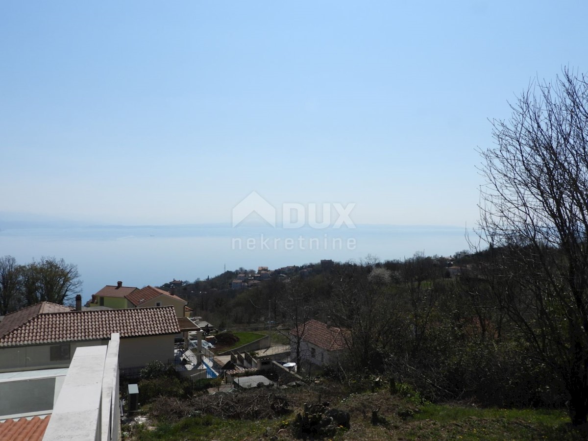 OPATIJA, BREGI - gradbeno zemljišče 1831m2 s panoramskim pogledom na morje za družinsko hišo / vilo / apartmaje / oddamo hišo z bazenom / počitniško hišo z bazenom