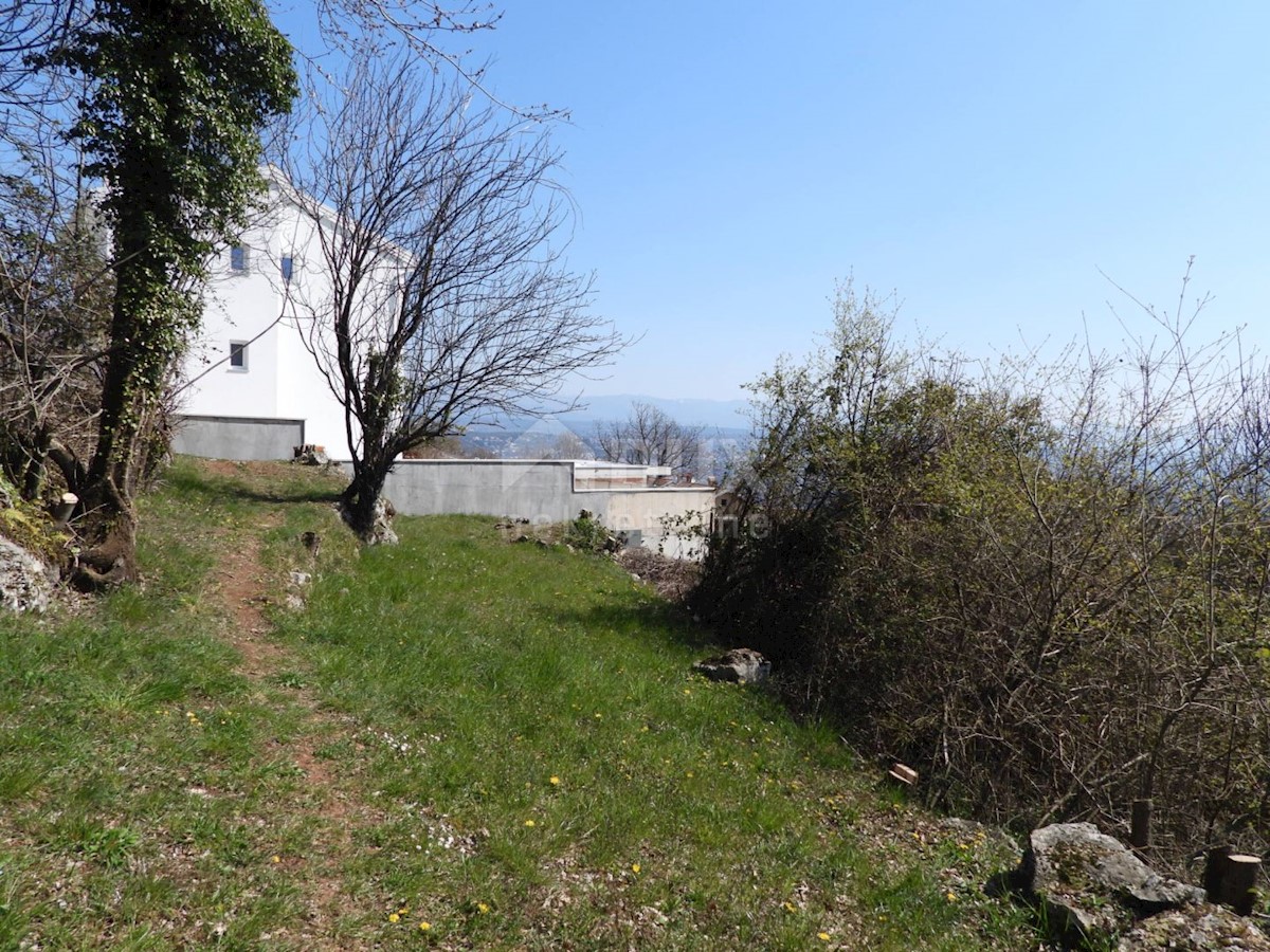 OPATIJA, BREGI - gradbeno zemljišče 1831m2 s panoramskim pogledom na morje za družinsko hišo / vilo / apartmaje / oddamo hišo z bazenom / počitniško hišo z bazenom